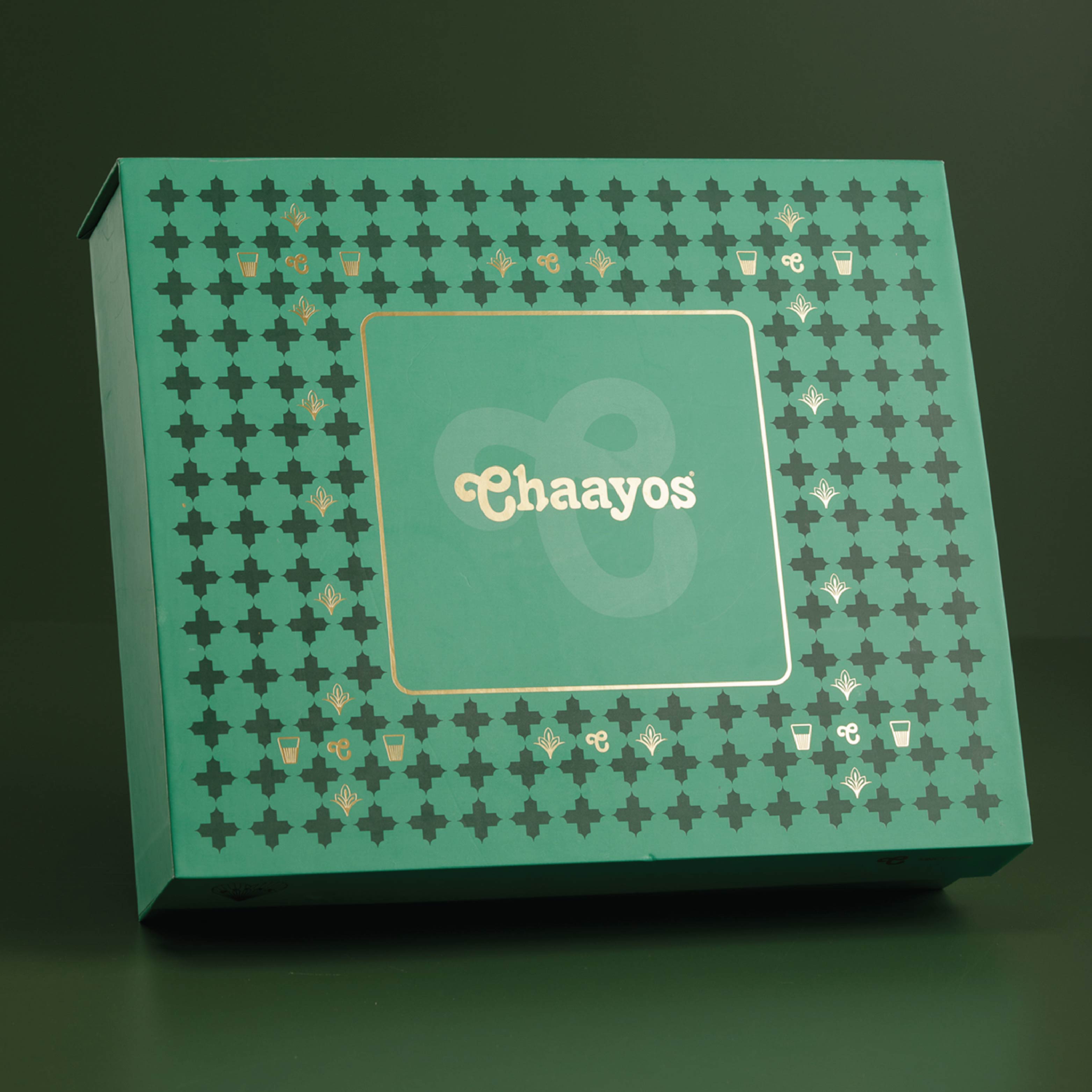 Chaayos Divine Diwali Gift Box | Diwali gift Hamper with that includes Chai tin (Masala chai & Adrak Elaichi), 2 Ceramic Kulhads (Pink & Green), Set of 2 Diyas, Diwali Playing Cards, Gur Para for Family & Friends | Premium Diwali Gift Set